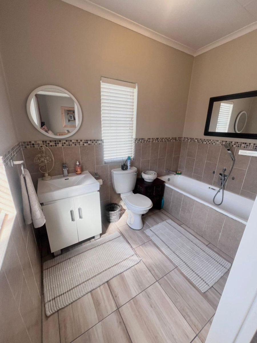 4 Bedroom Property for Sale in Cashan North West